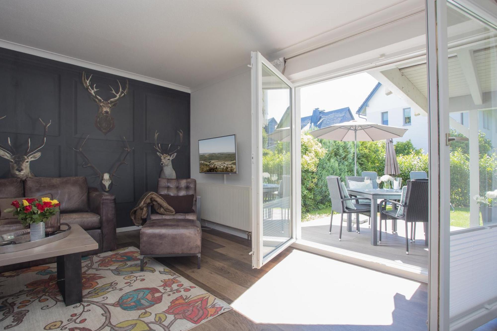 The Suite Winterberg Deluxe - Exklusive Ausstattung, Bestlage Zwischen Skikarussell Und Marktplatz, Eigener Garten, Ski- Und Fahrradraum, Ruhige Suedausrichtung, Wlan, Hundefreundlich Exterior photo
