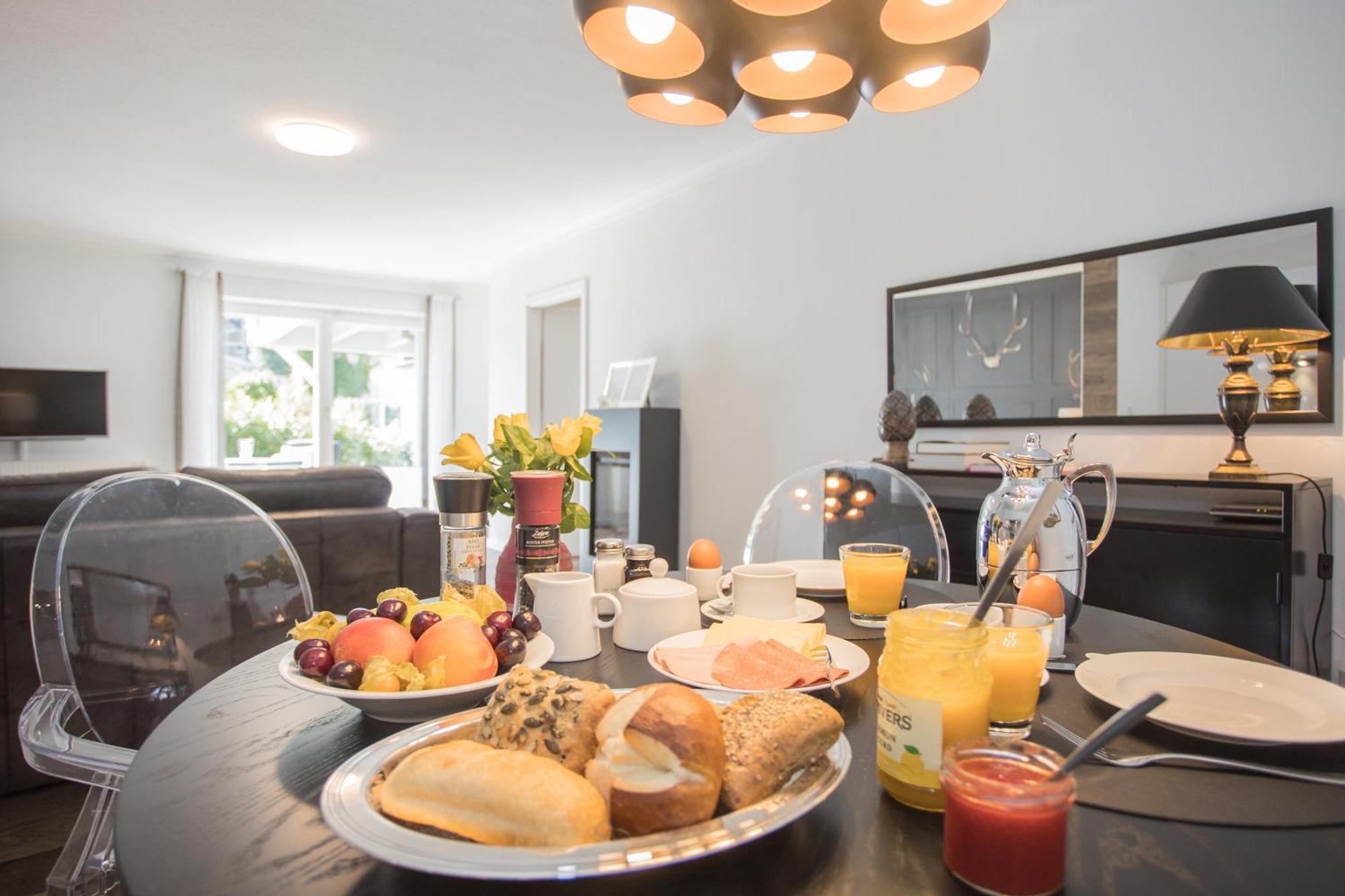 The Suite Winterberg Deluxe - Exklusive Ausstattung, Bestlage Zwischen Skikarussell Und Marktplatz, Eigener Garten, Ski- Und Fahrradraum, Ruhige Suedausrichtung, Wlan, Hundefreundlich Exterior photo