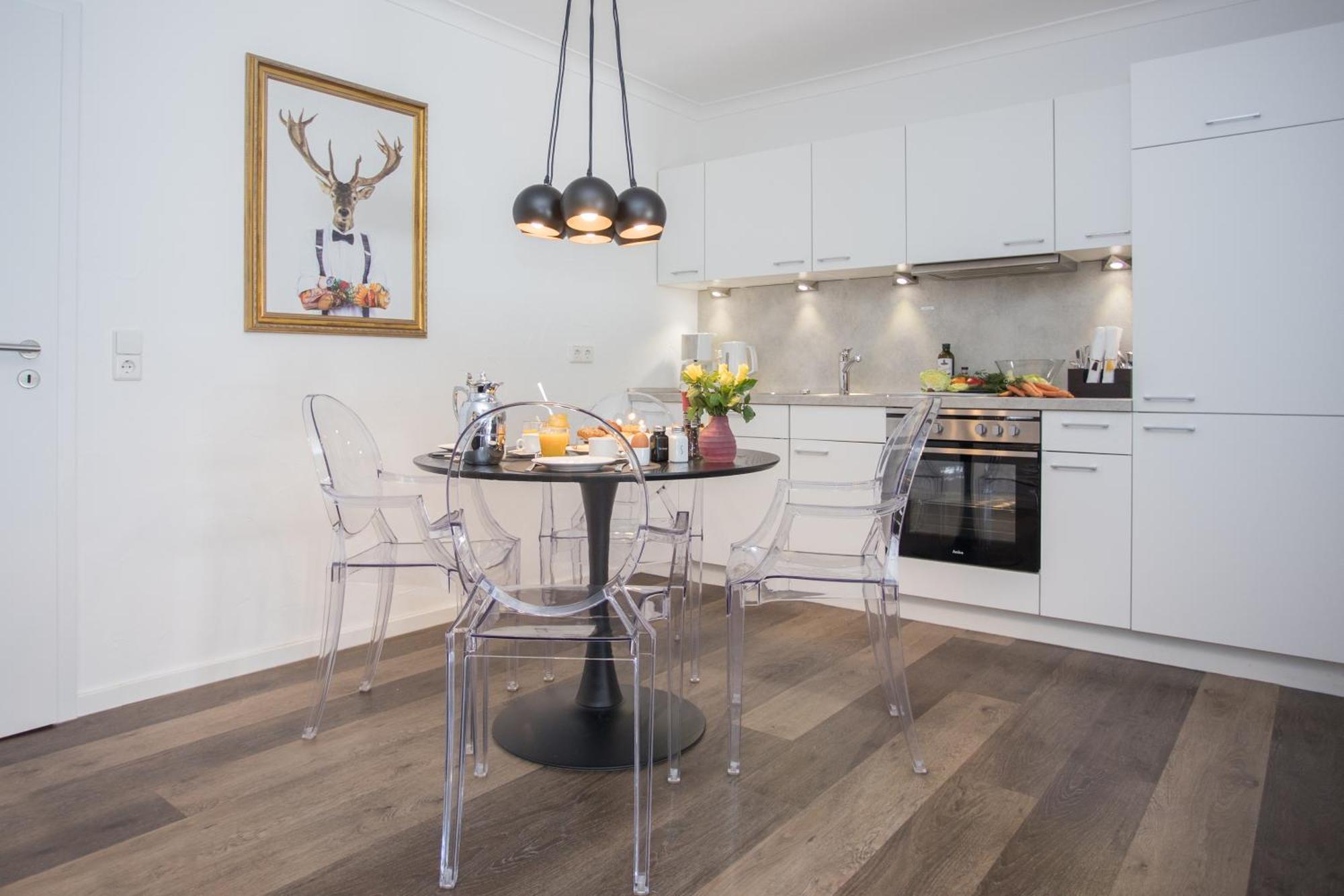 The Suite Winterberg Deluxe - Exklusive Ausstattung, Bestlage Zwischen Skikarussell Und Marktplatz, Eigener Garten, Ski- Und Fahrradraum, Ruhige Suedausrichtung, Wlan, Hundefreundlich Exterior photo
