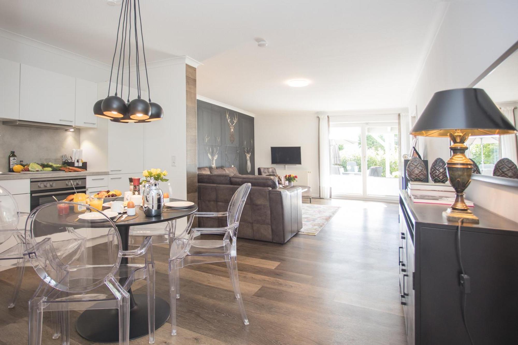 The Suite Winterberg Deluxe - Exklusive Ausstattung, Bestlage Zwischen Skikarussell Und Marktplatz, Eigener Garten, Ski- Und Fahrradraum, Ruhige Suedausrichtung, Wlan, Hundefreundlich Exterior photo